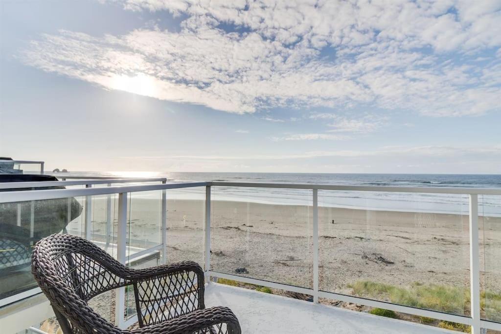 Rockaway Beach Vibes,Waterfront Oceanfront Rockaway Beach House Near Downtown,Wifi, Washer Dryer Exteriör bild