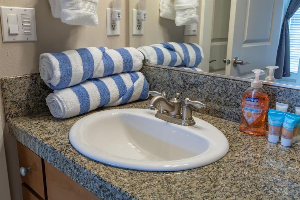 Rockaway Beach Vibes,Waterfront Oceanfront Rockaway Beach House Near Downtown,Wifi, Washer Dryer Exteriör bild