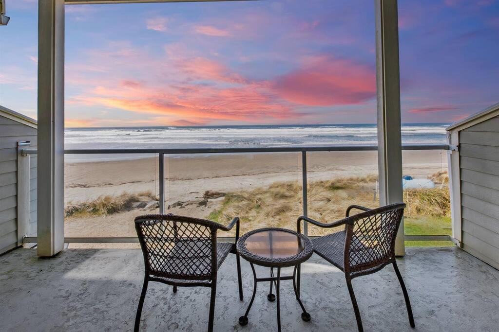 Rockaway Beach Vibes,Waterfront Oceanfront Rockaway Beach House Near Downtown,Wifi, Washer Dryer Exteriör bild