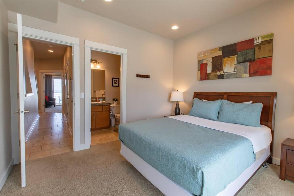 Rockaway Beach Vibes,Waterfront Oceanfront Rockaway Beach House Near Downtown,Wifi, Washer Dryer Exteriör bild
